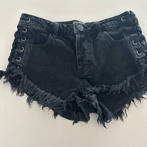 One x One Teaspoon sz 24 shorts perfect condition